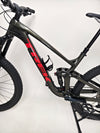 Trek Slash 7 2022 overview, showing its structural integrity and ride readiness in Excellent Condition - Large Frame.