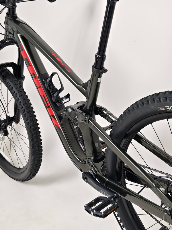 Trek Slash 7 2022 showcasing its rear derailleur and cassette setup in Excellent Condition - Large Frame.