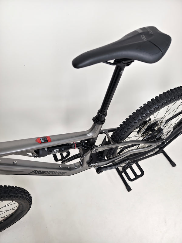 Top view of the Merida One-Sixty 500 29 2023 mountain bike's handlebars and controls.