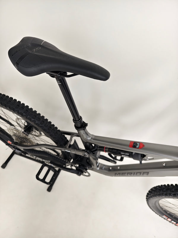 Bird's eye view of the Merida One-Sixty 500 29 2023 mountain bike highlighting the cockpit and handlebar configuration.