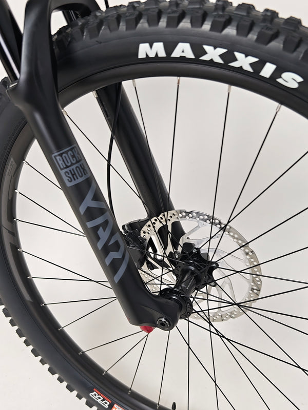 Rear angle view of the Merida One-Sixty 500 29 2023 mountain bike showcasing its overall design.