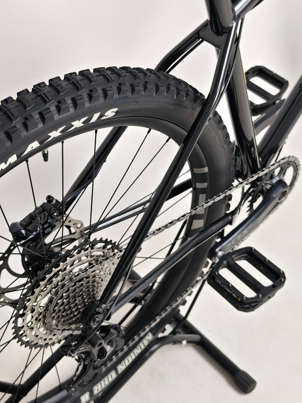 Side view of the front fork and wheel of the Used Ragley Blue Pig Race 2022, emphasizing its suspension features available at eMado Bikes.