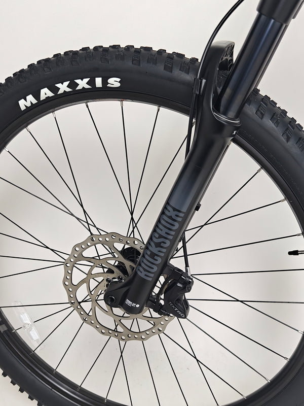 Whyte e-505 v1 Electric Bike 2024 with Bosch battery removed to highlight accessibility and design.