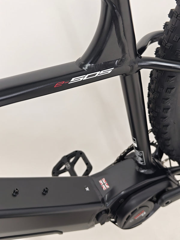 Display of the Whyte e-505 v1 Electric Bike 2024 indicating the Bosch Purion screen's features and functionalities.