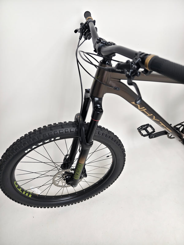 Close-up photo of the bike's braking system on the Whyte 901 V5 2024 Mountain Bike at eMado.