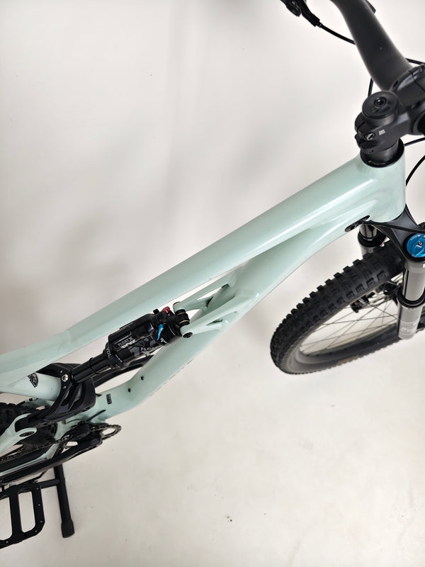 Specialized Status 160 in Very Good Condition at eMado Bikes - bike mounted on a display for sale.