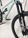 Specialized Status 160 in Very Good Condition at eMado Bikes - close-up of the SRAM Code R 4-piston brakes.
