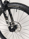Specialized Stumpjumper Expert 2022 CARBON in excellent used condition at eMado Bikes, emphasizing quality craftsmanship.