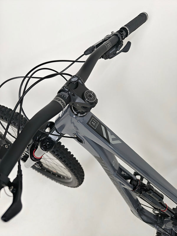 Nukeproof Mega 290 2023 showcasing its technical features in excellent used condition at eMado Bikes.