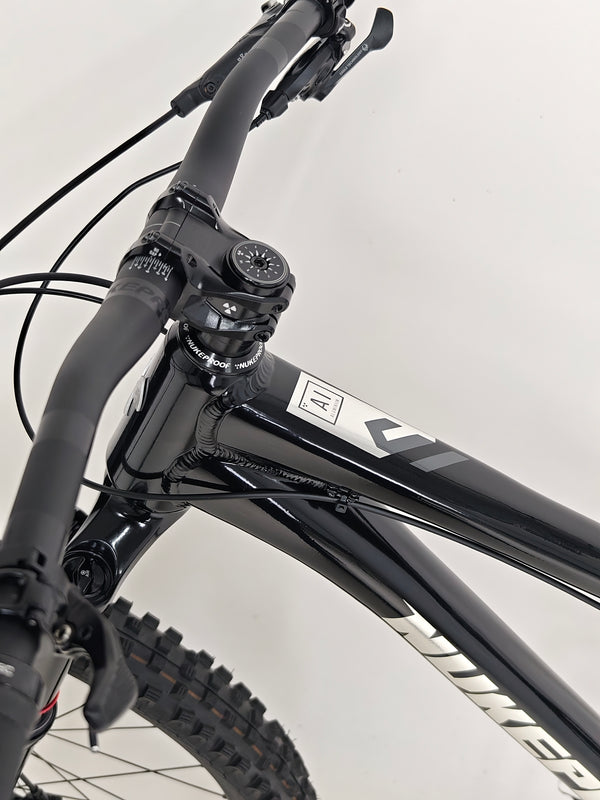 Nukeproof Scout 275 RS 2023 in excellent used condition, ready for an adventure with its rugged design.