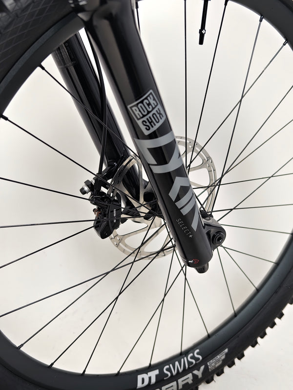 Nukeproof Scout 275 RS 2023 in excellent used condition, showing its versatility for all terrains.