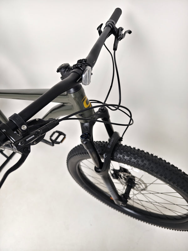 Detailed shot capturing the frame and components of the 2023 Cannondale CUJO 2 in Medium - Used Cannondale CUJO 2 in Medium at eMado.