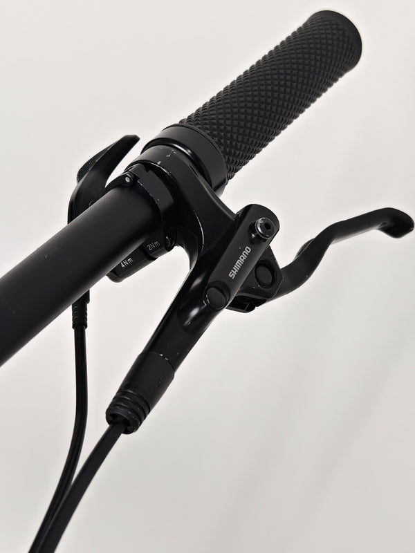 Bright photo of the 2023 Cannondale CUJO 2 in Medium - Used Cannondale CUJO 2 in Medium at eMado, illustrating the bike's stunning colour.