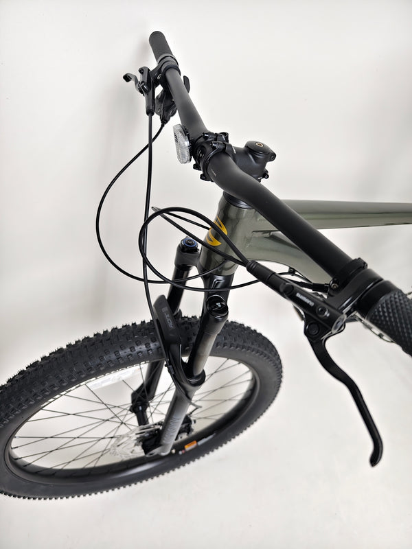 Close-up of the Mantis Green colour and frame finish on 2023 Cannondale CUJO 2.