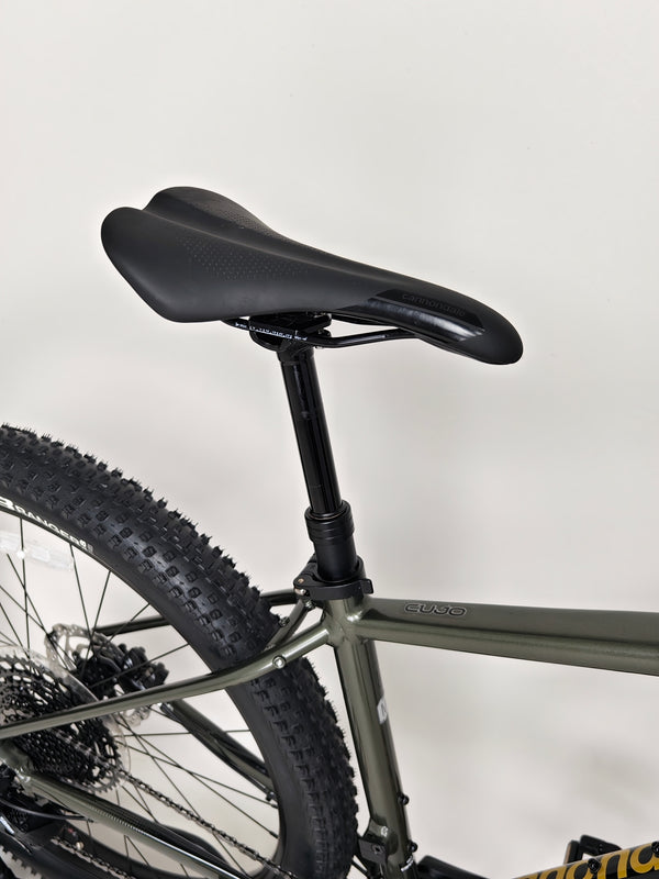 Overall view of the 2023 Cannondale CUJO 2 emphasizing bike stability.