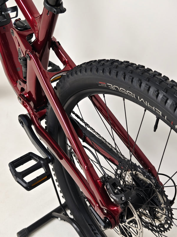 Trek Top Fuel 8 XT 2023 Mountain Bike in Very Good Condition - Rear Wheel View