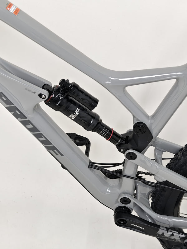 Nukeproof Mega 290 CARBON - Rear suspension components showcased in clarity.