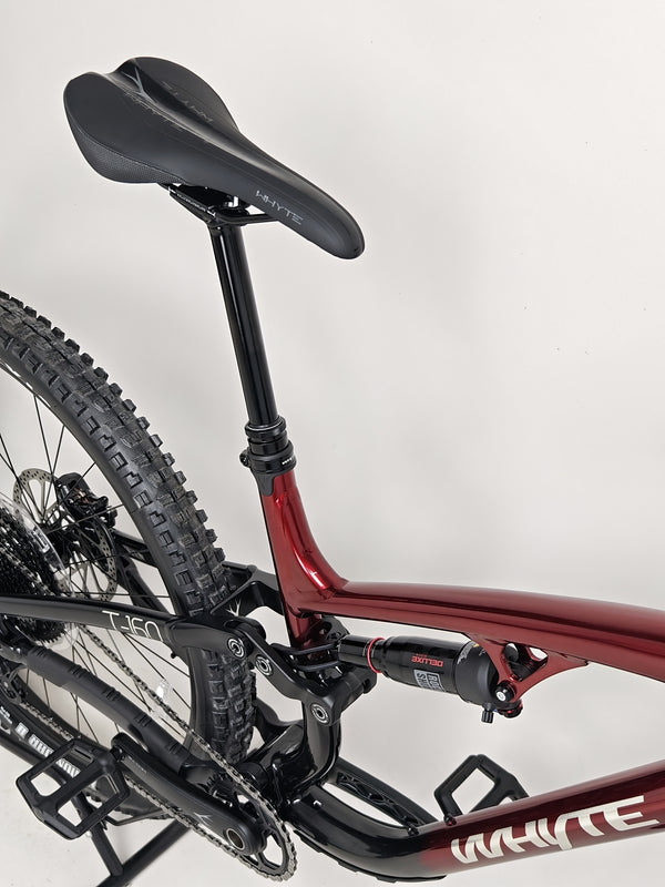 Whyte T-160 S 2025 mountain bike displayed in pristine condition, highlighting its advanced features.