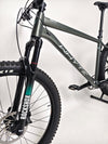 The Whyte 901 V4 2022 Mountain Bike featuring a KS RAGEi seat post for enhanced rider comfort.