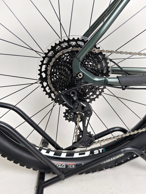 Final detailed image of the Whyte 901 V4 2022 Mountain Bike focusing on high-quality finish.