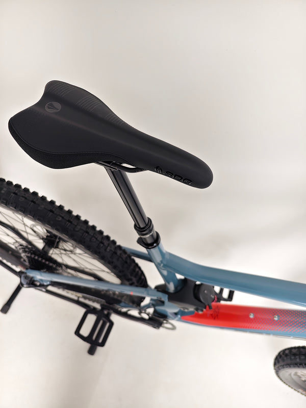 Picture showing the bottom bracket details of the Lapierre Zesty AM 5.9 LARGE, important for strength.