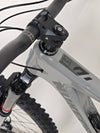 Nukeproof Giga 290 Comp Carbon 2022 bike showcasing high-quality components.