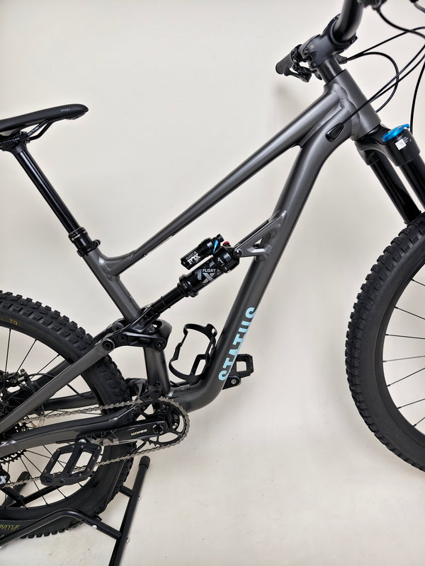 Detailed view of the chainset on the Specialized Status 160, featuring SRAM NX Eagle, showcasing build quality.