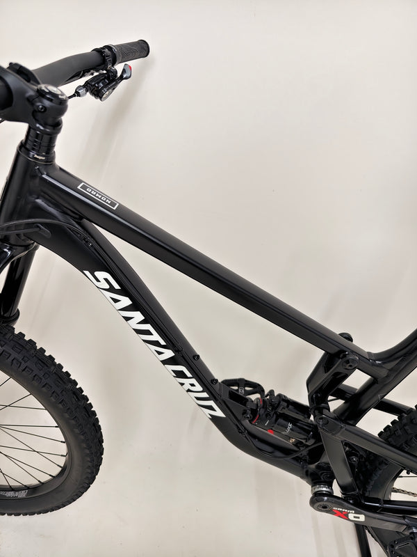 Santa Cruz Nomad Alloy R / SRAM XX1 / HOPE Hubs / E.13 / XL / Top-Spec / Very Good Condition! - Visual of the bike's frame color and gloss black finish.