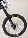 Santa Cruz Nomad Alloy R / SRAM XX1 / HOPE Hubs / E.13 / XL / Top-Spec / Very Good Condition! - Clear view of the bike's adaptive components tailored for performance.