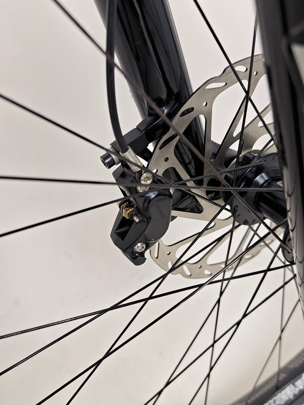 Santa Cruz Nomad Alloy R / SRAM XX1 / HOPE Hubs / E.13 / XL / Top-Spec / Very Good Condition! - Profile image showing the integration of components for maximum performance.