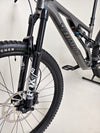 Specialized Stumpjumper EVO Comp Alloy 29/27.5 MULLET / MEDIUM S3 / Very Good Condition - Image of the bike set against an outdoor backdrop.