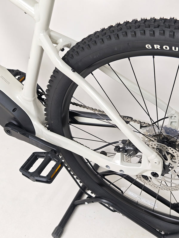 Close-up view on the interface of the Specialized Turbo Tero 3.0’s control panel, offering user insights.