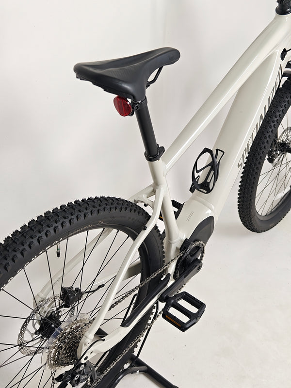 Front fork detail of the Specialized Turbo Tero 3.0, showcasing the suspension technology for smooth rides.