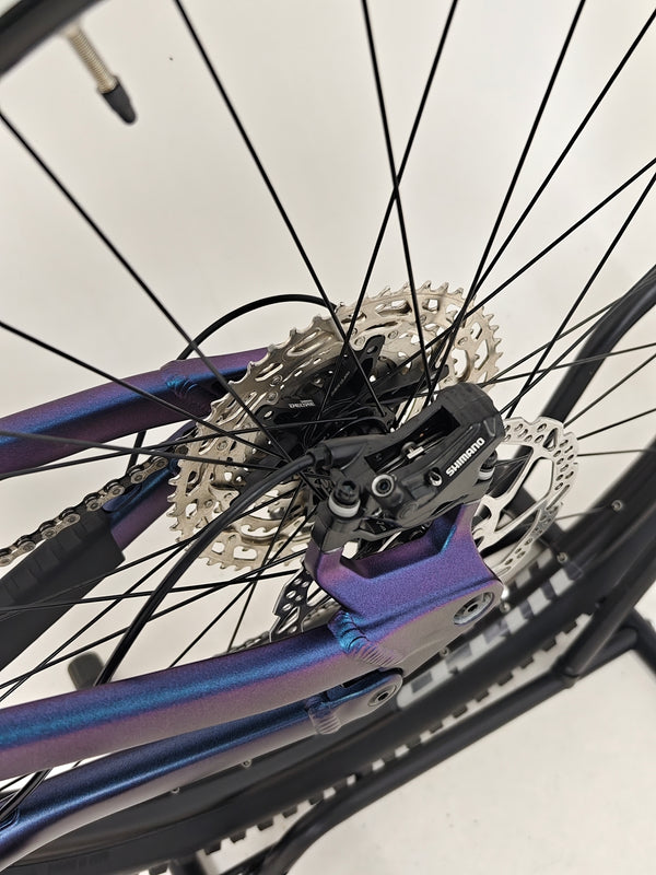 Voodoo CANZO Pro 2026 LARGE Dropper bike features highlighted in a light environment, showcasing the stunning design and Like NEW appearance.