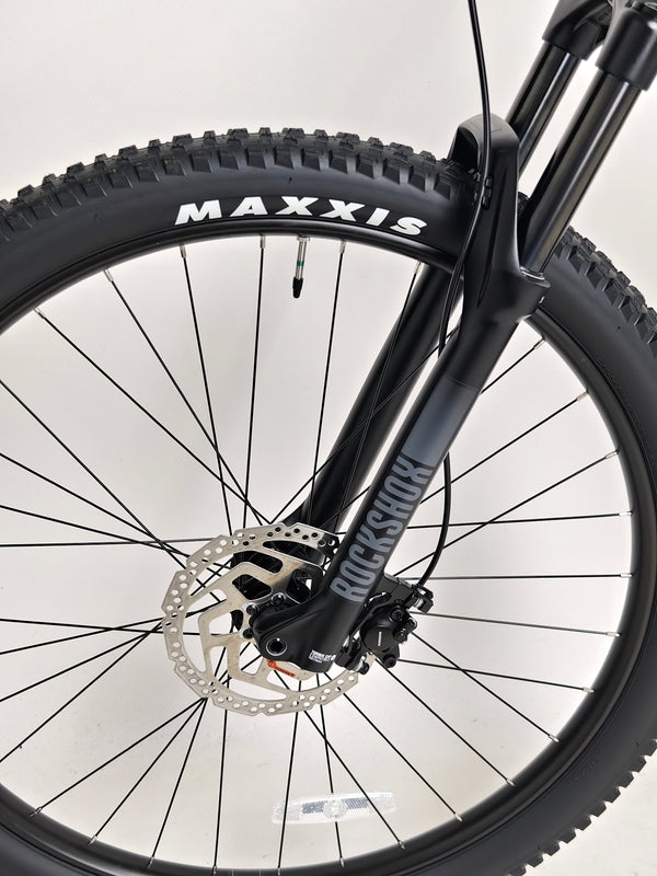 2025 Boardman MTR 8.8 bike used on rugged trails, excellent condition, Medium, RRP: £1,600.00