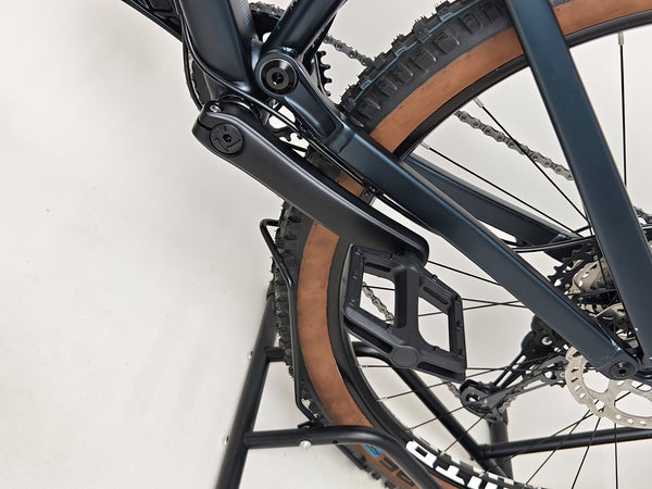 Image displaying the bike on a trail emphasizing the functionality of the 2023 Boardman MTR 9.0 / LARGE / LYRIK / Very Good Condition! / Our Price: £1390.00! / RRP £2,225.00.