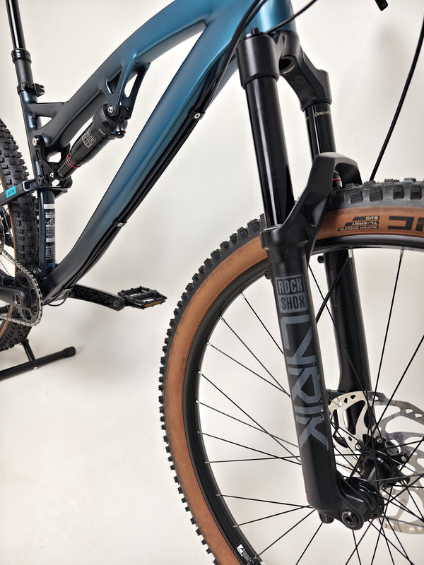 Detailed image of the Shimano MT511 chainset on the 2023 Boardman MTR 9.0 / LARGE / LYRIK / Very Good Condition! / Our Price: £1390.00! / RRP £2,225.00.