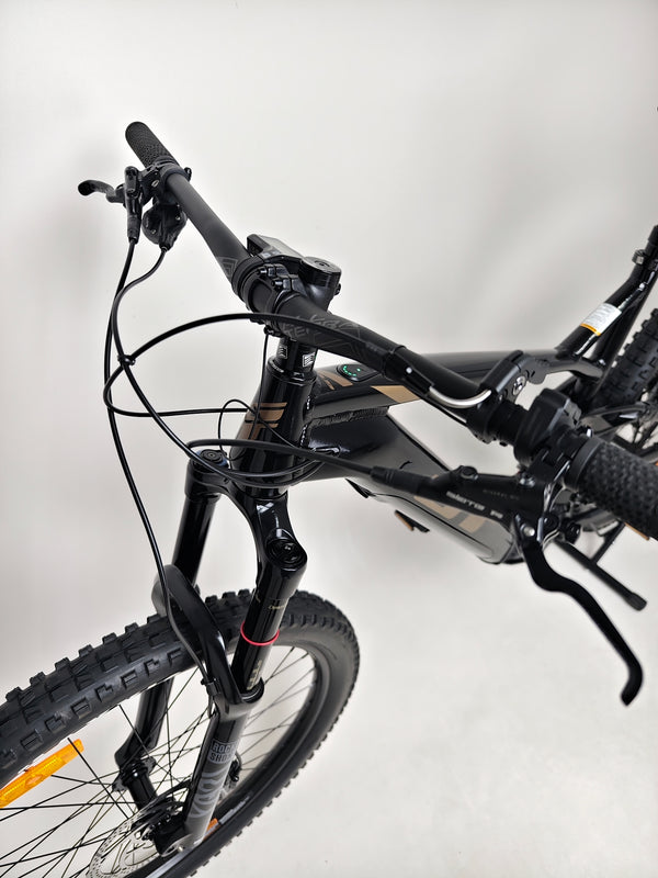 Overview of the GT E Force Amp+ Full Suspension e-Bike 2024 emphasizing its design features and modern aesthetics, in excellent condition, 51 miles, priced at £2,250.