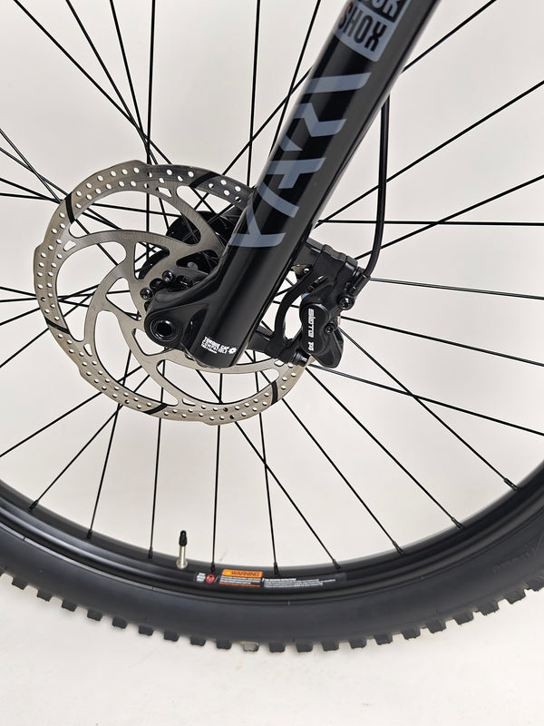 GT E Force Amp+ Full Suspension e-Bike 2024 showcasing the complete bike setup, XL size, Yari model, excellent condition, only 51 miles, available for £2,250.