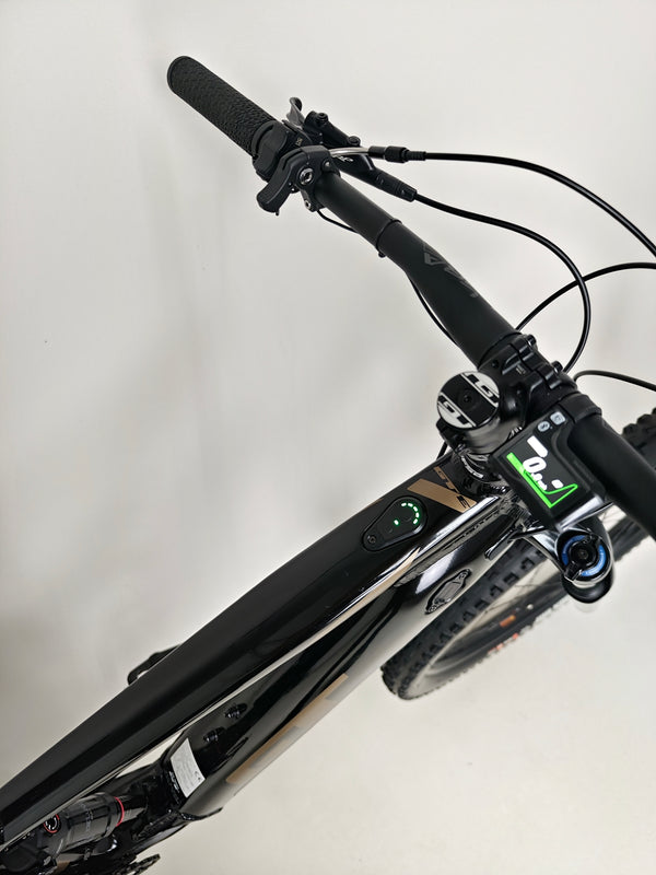 GT E Force Amp+ Full Suspension e-Bike 2024 featuring full component view, showcasing excellent condition, XL size, Yari, just 51 miles, for £2,250.