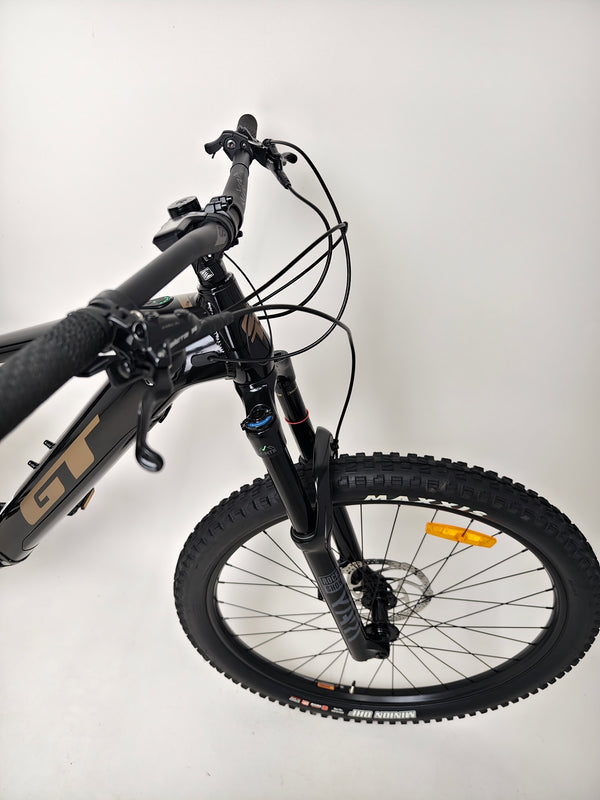 Dynamic angle of GT E Force Amp+ Full Suspension e-Bike 2024 highlighting its specs in excellent condition, XL size, Yari, only 51 miles, priced at £2,250.