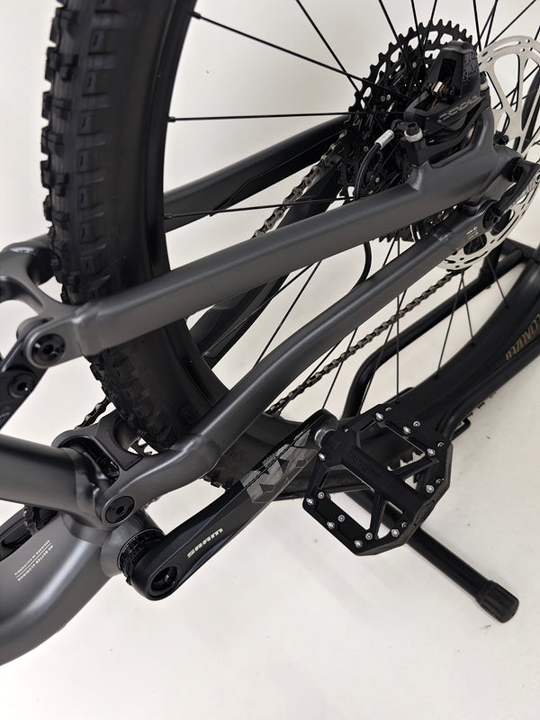 Front view of Specialized Stumpjumper EVO Comp Alloy 29 2024 emphasizing design and technical features in Very Good Condition, £3,200.00.