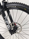 Detailed view of the Specialized Stumpjumper EVO Comp Alloy 29 2024 showcasing excellent condition features, RRP: £3,200.00.
