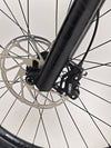 TREK Fuel EX 9.7 Gen 6 2023 FS CARBON / M-L / FOX / RRP: £4,175.00 / LIKE NEW! / Get it for £2,090.00 including FREE UK Delivery! - Image showing components ready for racing.