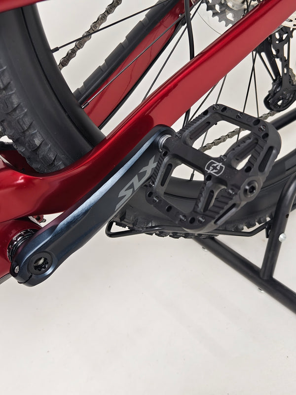 TREK Fuel EX 9.7 Gen 6 2023 FS CARBON / M-L / FOX / RRP: £4,175.00 / LIKE NEW! / Get it for £2,090.00 including FREE UK Delivery! - Complete profile of the bicycle's design and build.