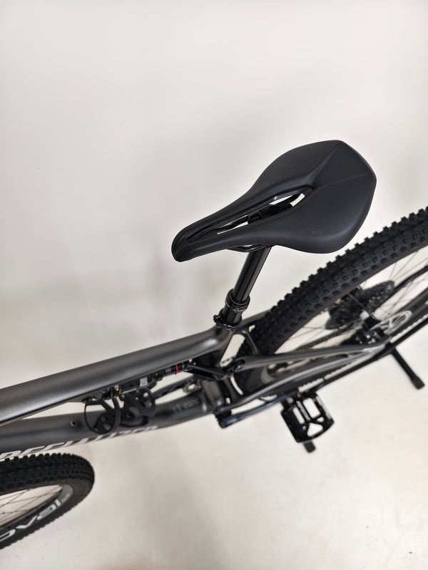 Flat lay of the Specialized Epic EVO Expert 2022, Medium size, displaying Excellent Condition! RRP: £7,750.00, available now at £2,790.00 with FREE Delivery!