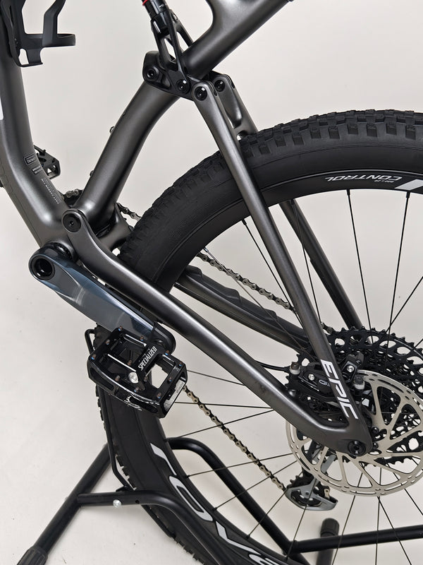 Specialized Epic EVO Expert 2022 showcasing its drivetrain components, Medium size, Excellent Condition! Originally RRP: £7,750.00, yours for only £2,790.00 with FREE Delivery!