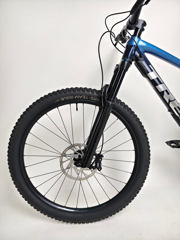 Rear view of Trek Fuel EX 8 XT 2022 mountain bike in Excellent Condition, LARGE size, available for £1,720.00 at eMado Bikes!