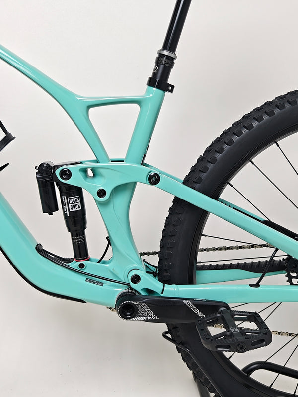 GT Sensor Carbon Pro LE 2024 / LARGE / RRP £5,000.00 / Excellent Condition! / Our Price ONLY £2,050.00 including Free UK Delivery – close-up of frame marks and protective areas (actual bike photographs)