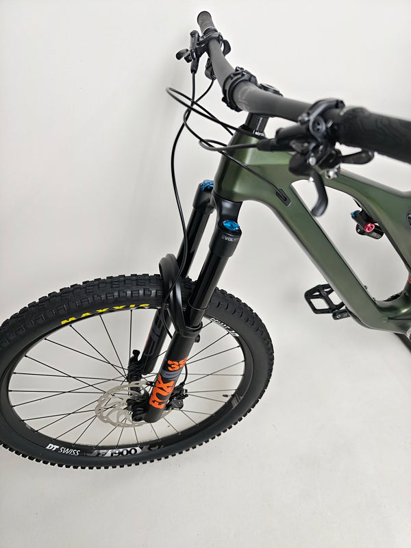 Orbea Rallon M20 Carbon 2021/ LARGE / FOX 38 / RRP: £4,259.00 / Very Good Condition! rear view with Fox DPX2 shock and 180mm rotor
